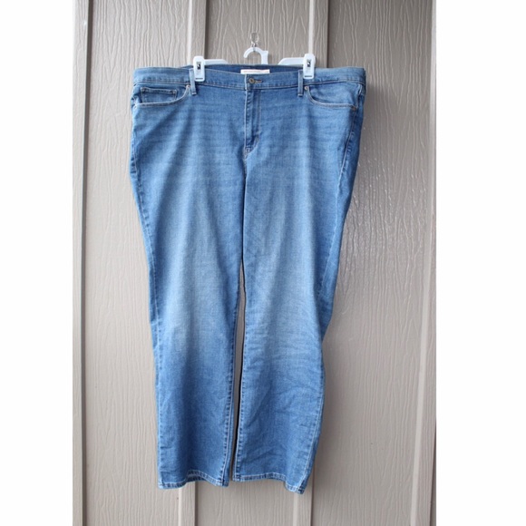 Levi jeans - Picture 2 of 3